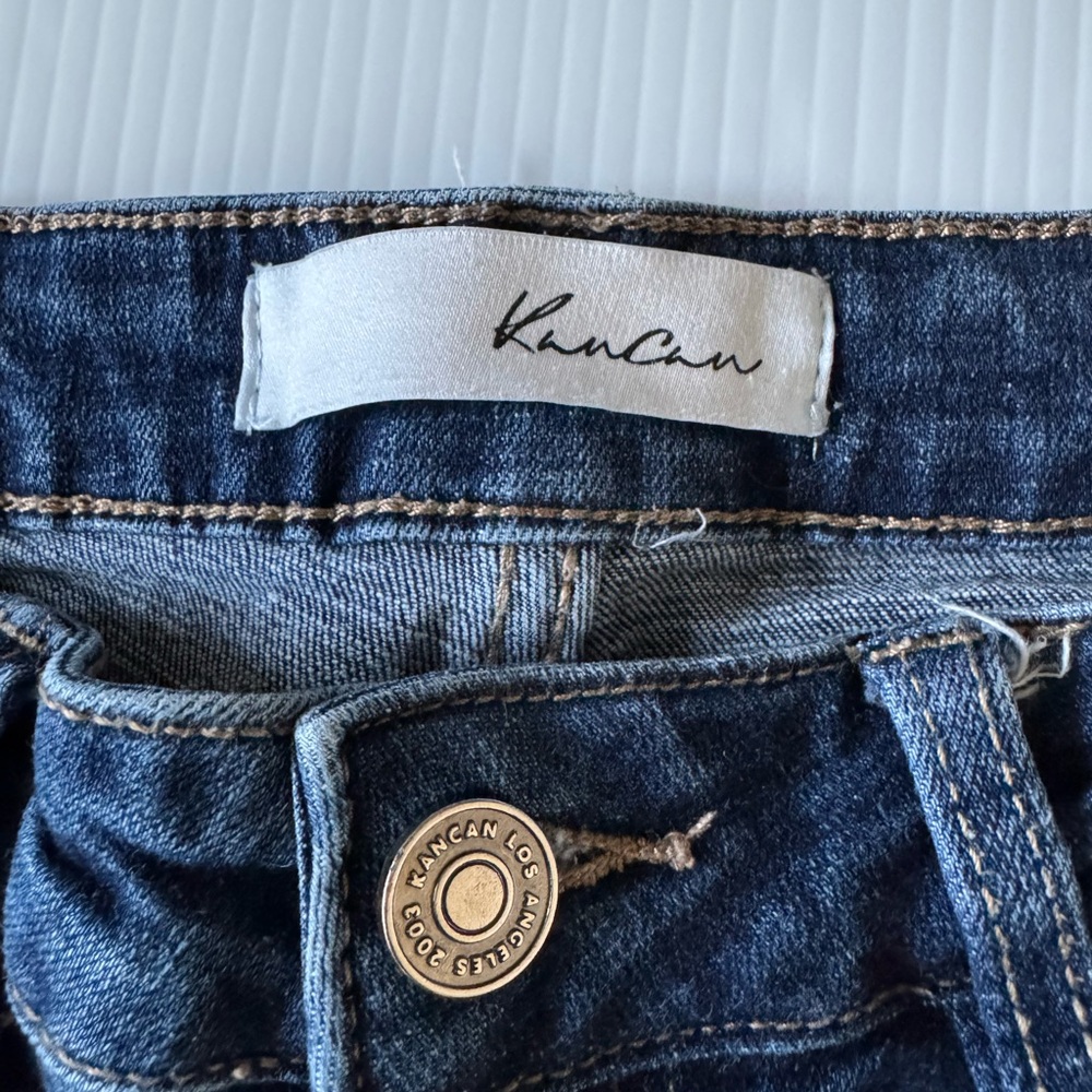 KanCan Estilo Dark Wash Jeans. Women’s size 27 - 7 - Picture 2 of 15